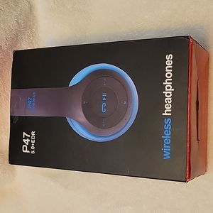 (2) P47 5.0+EDR WIRELESS HEADPHONES